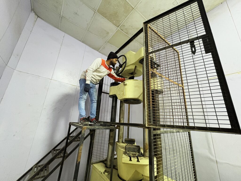 Salt Spray Corrosion Chamber